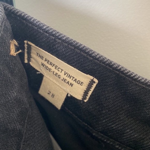 BARELY WORN: Size up Madewell jean size 28 - Picture 4 of 4